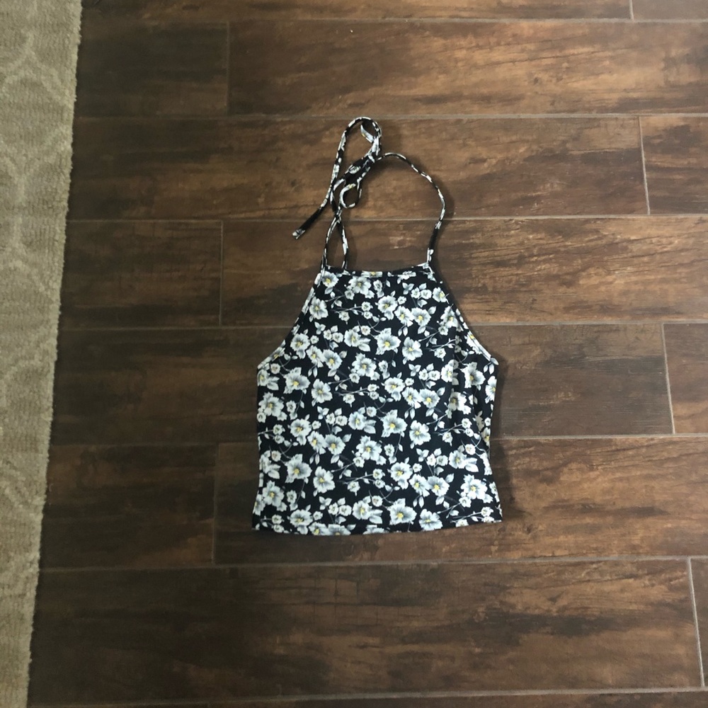 Daisy halter crop top